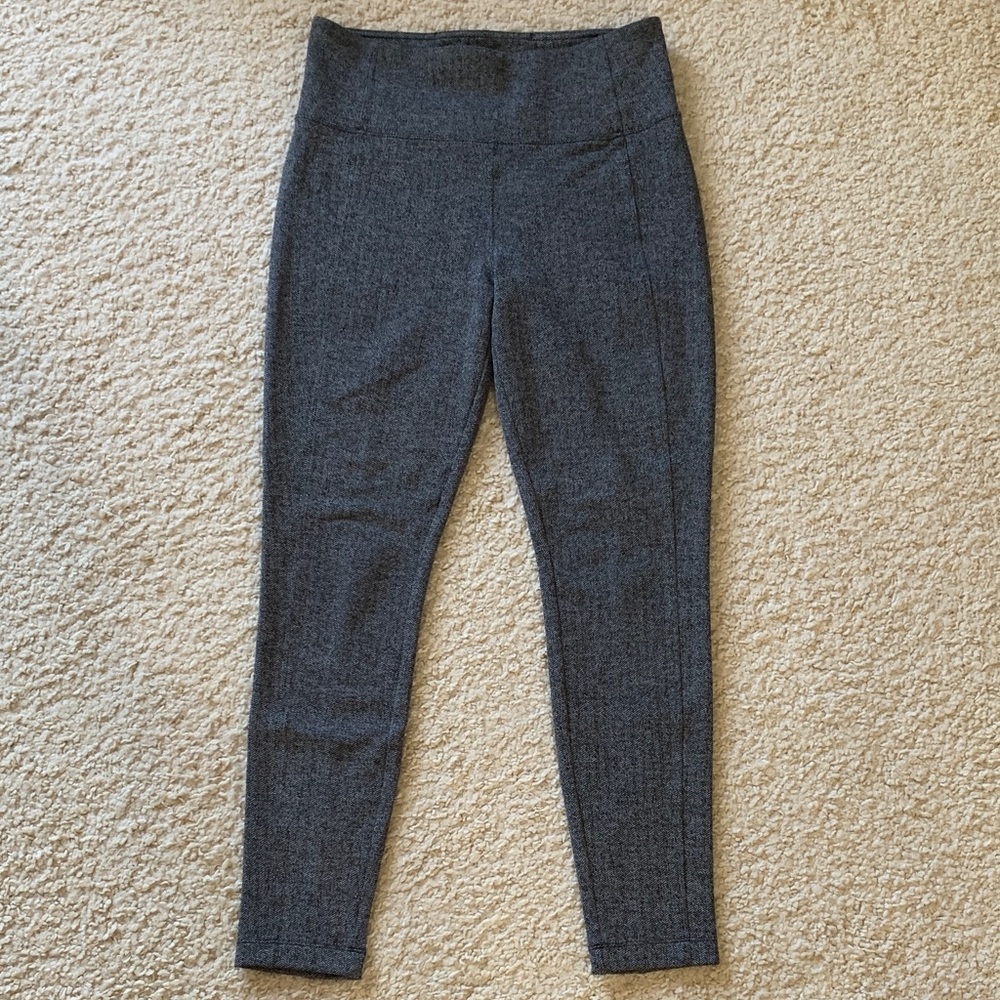 Athleta Delancey Herringbone Tights in Black and White